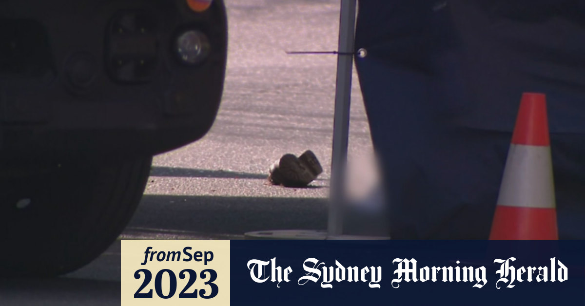 Video Man's body discovered on quiet Melbourne street
